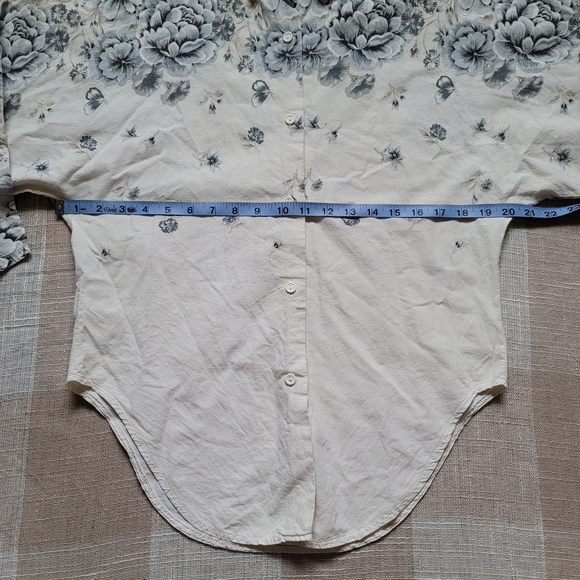 Vintage Floral Button Down - Picture 12 of 15
